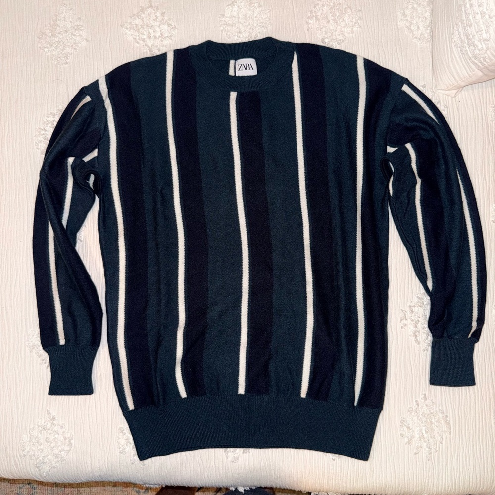 Zara Men's Sweater with Green, Black and White Stripes